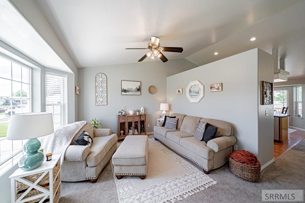 3947 Jordan Circle Ammon, ID 83406 - Photo 11 of 81 Main Floor Living Room