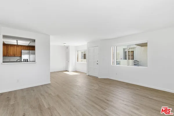 $2,595 | 1002 North Edgemont Street, Unit 7, Los Angeles, CA 90029