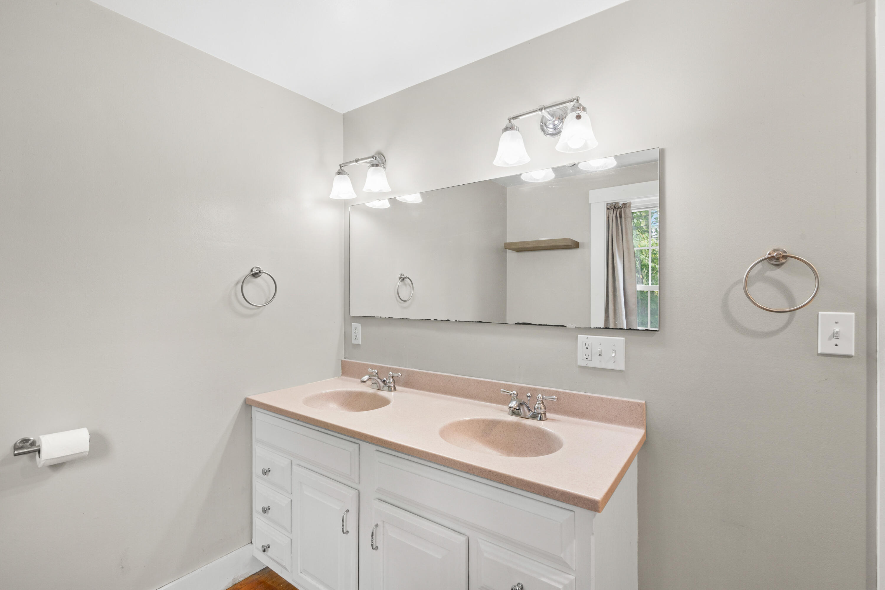 179 School Street Berwick, ME 03901 - Photo 21 of 57 37-print-179 School St-11