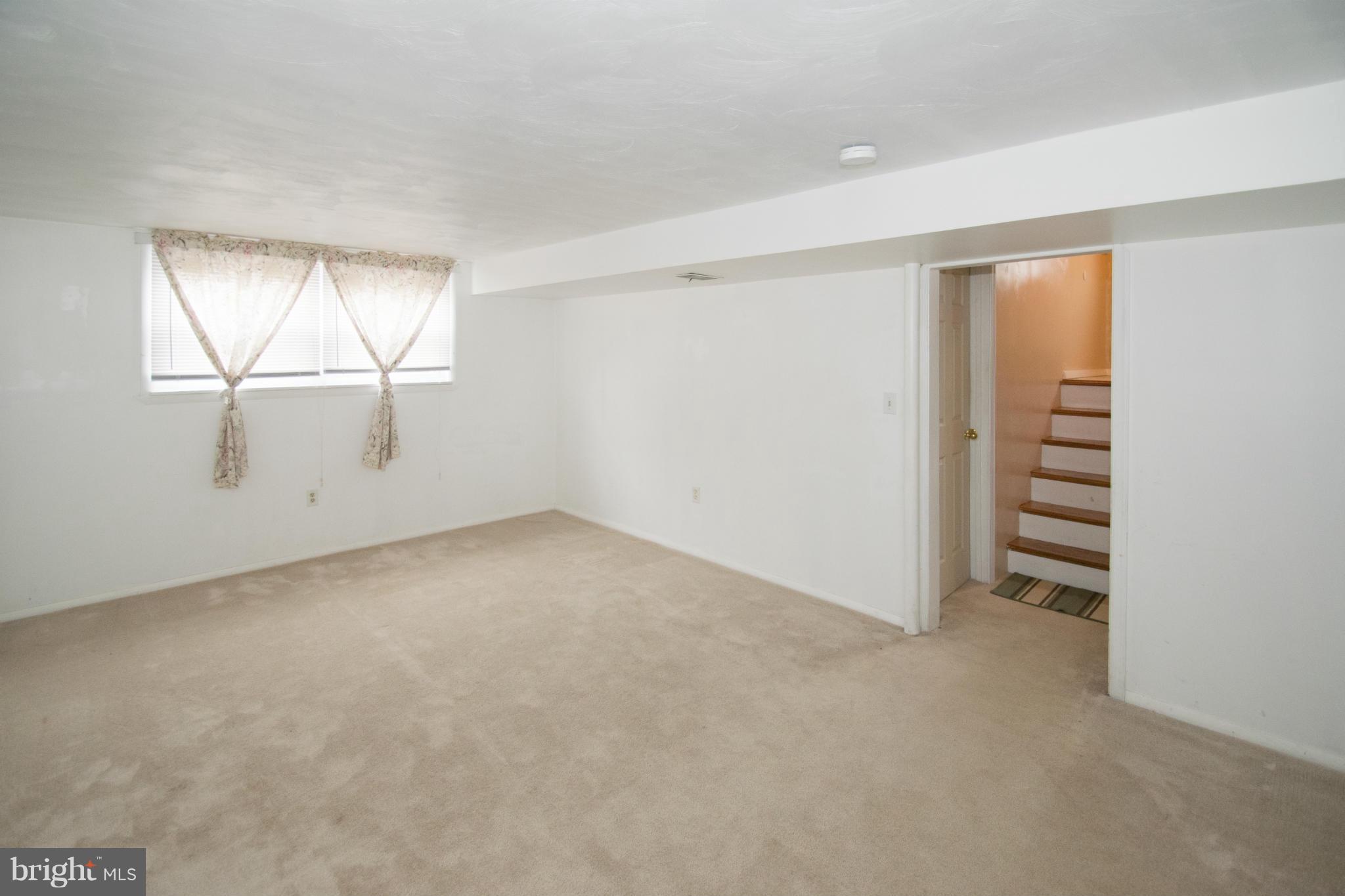 2019 Hanson Road Edgewood, MD 21040 - Photo 23 of 30 Family Room