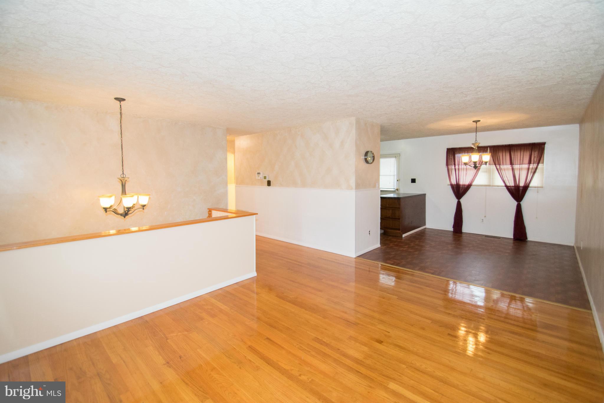 2019 Hanson Road Edgewood, MD 21040 - Photo 6 of 30 Living Room