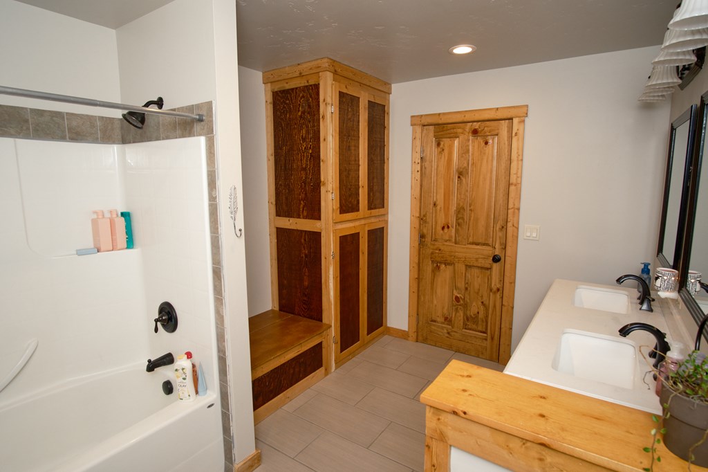 2954 Whispering Pines Road New Meadows, ID 83654 - Photo 11 of 42