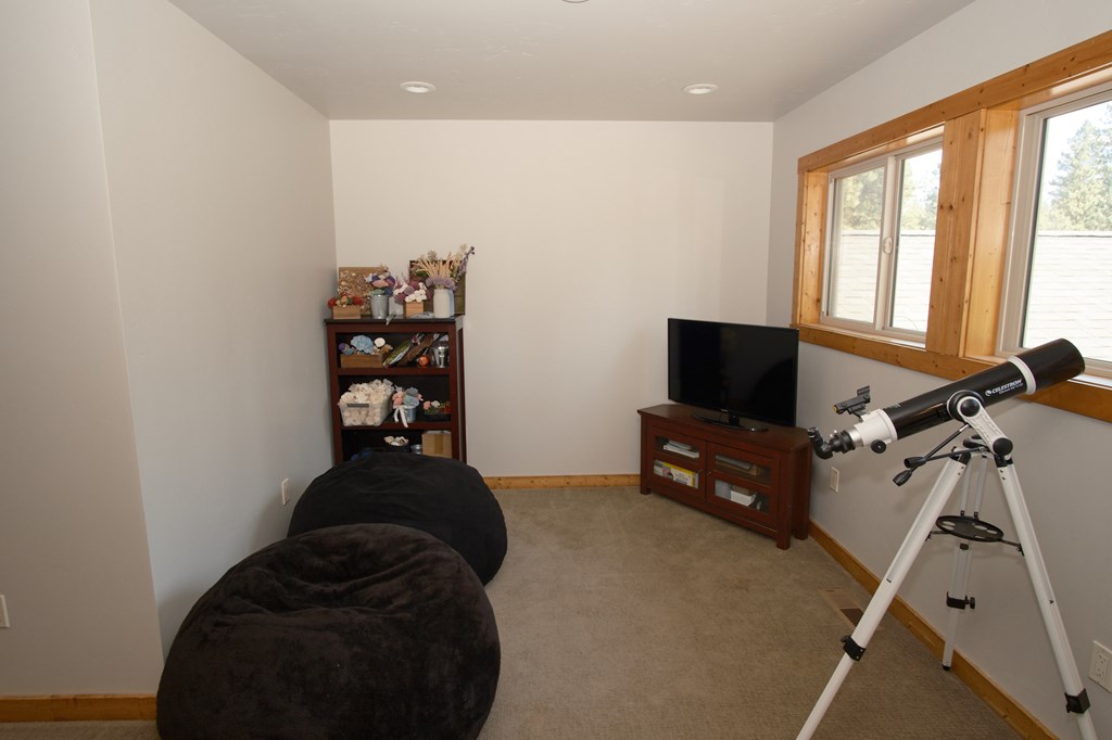 2954 Whispering Pines Road New Meadows, ID 83654 - Photo 4 of 42