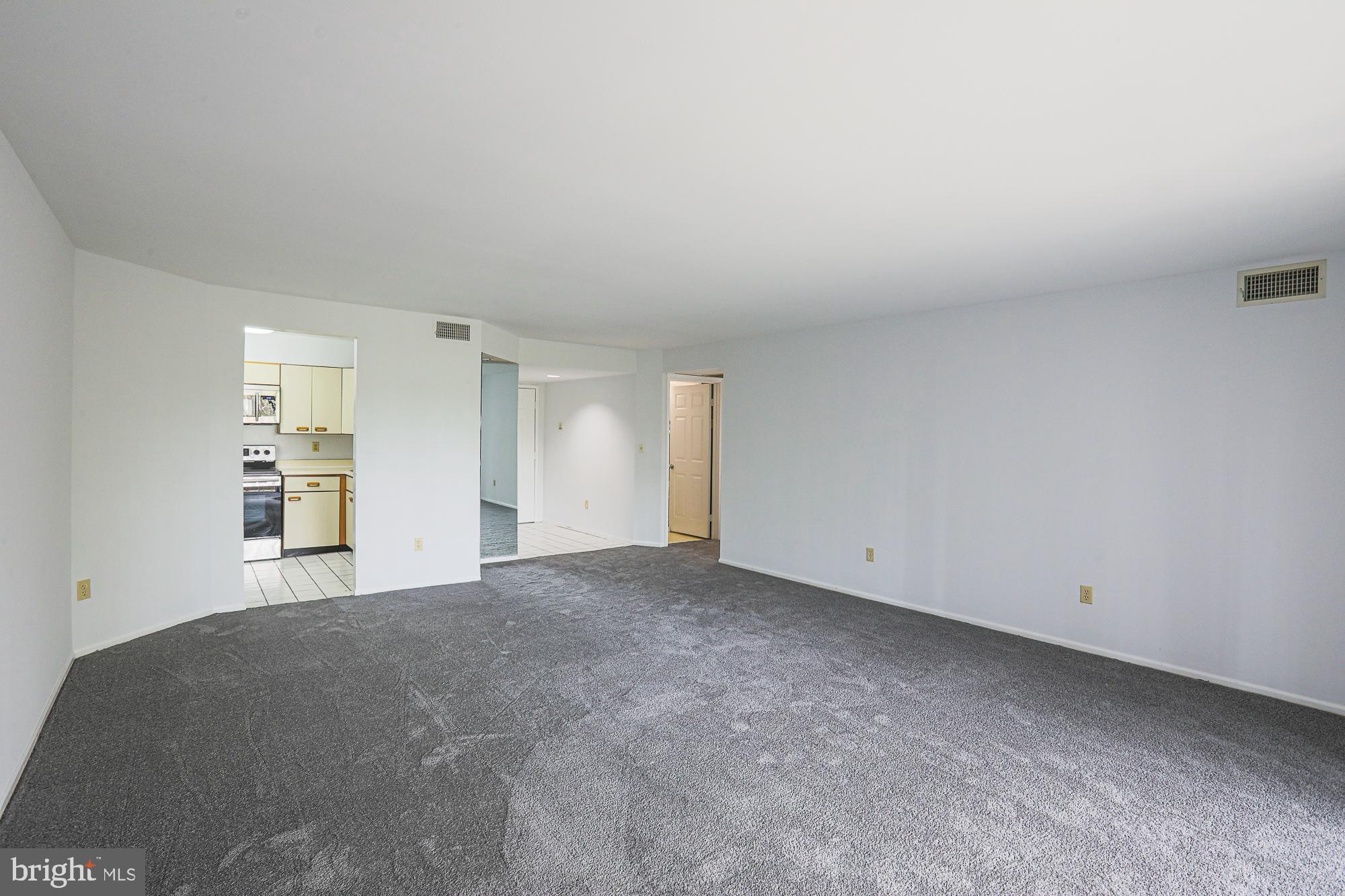 2901 Fallstaff Road, Unit 302 Baltimore, MD 21209 - Photo 14 of 35 Living - Dining Room
