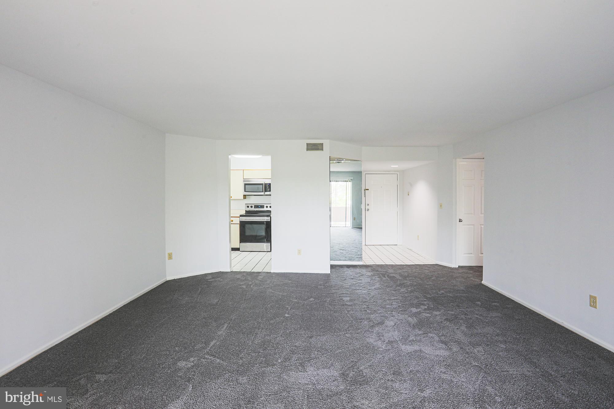2901 Fallstaff Road, Unit 302 Baltimore, MD 21209 - Photo 15 of 35 Living - Dining Room