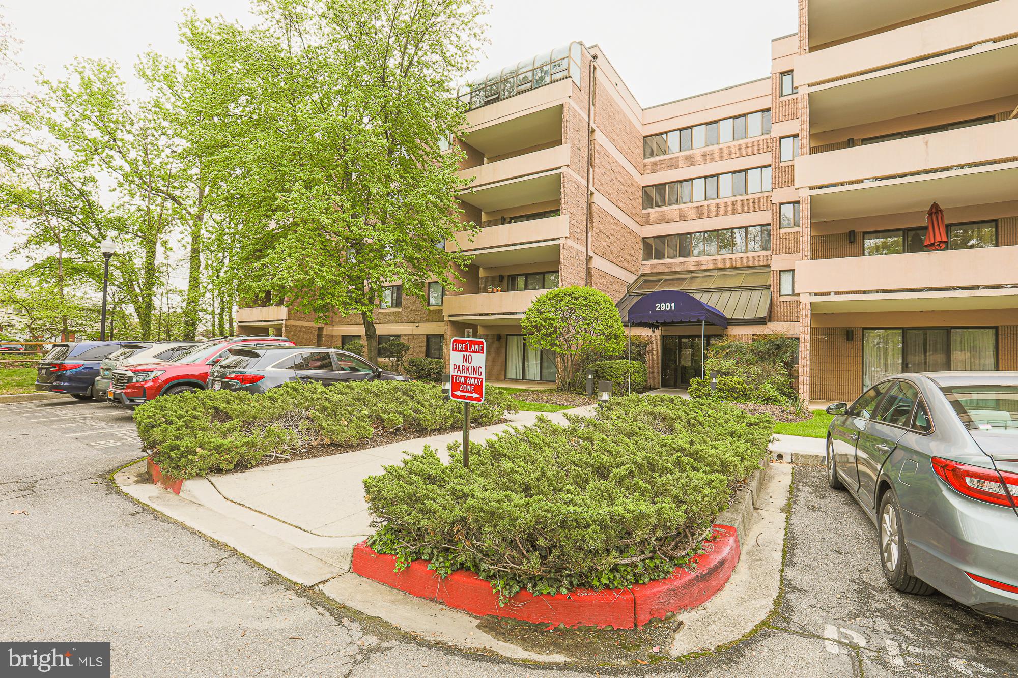 2901 Fallstaff Road, Unit 302 Baltimore, MD 21209 - Photo 2 of 35 Front