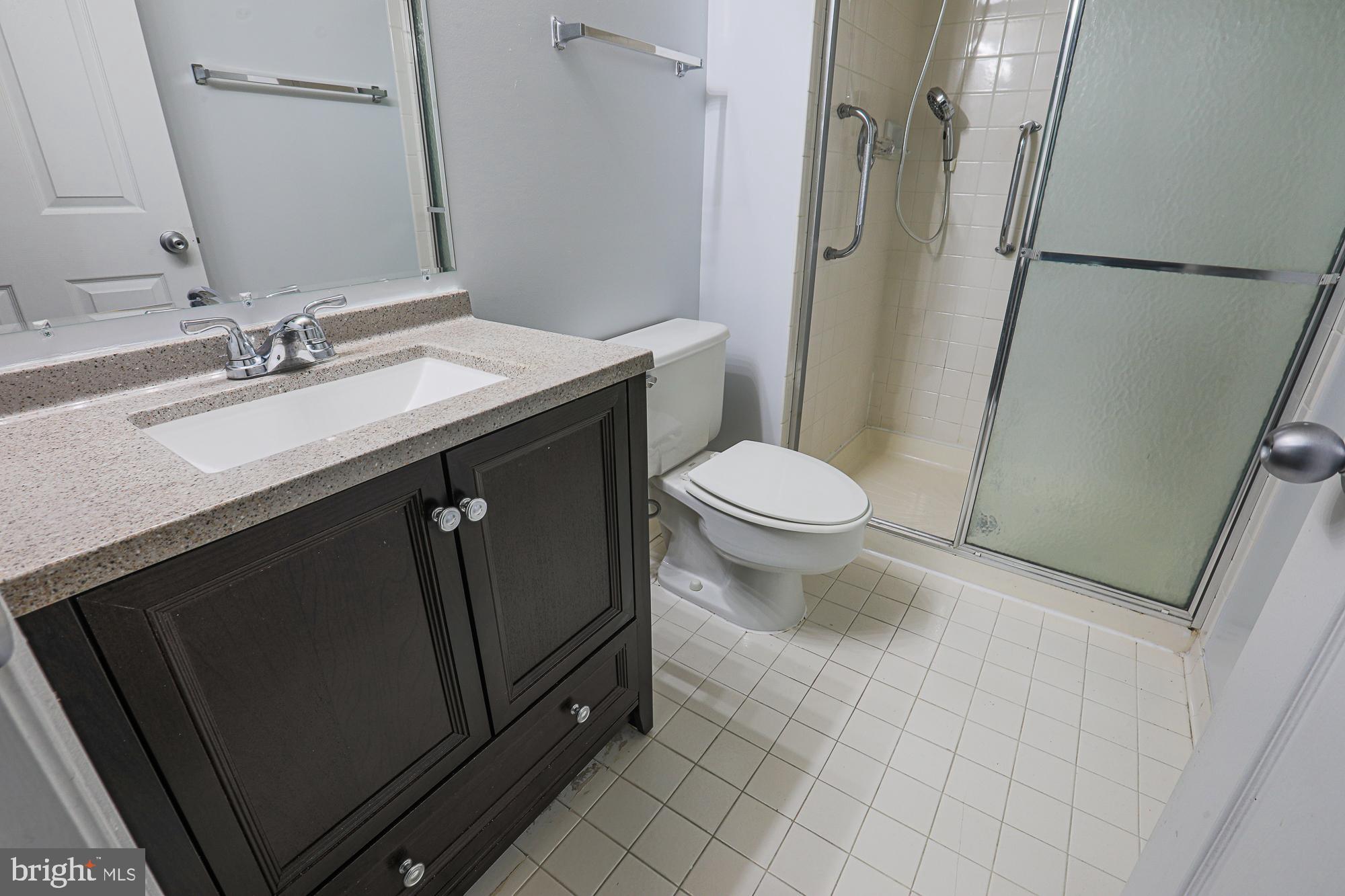 2901 Fallstaff Road, Unit 302 Baltimore, MD 21209 - Photo 26 of 35 Full - Bathroom 2