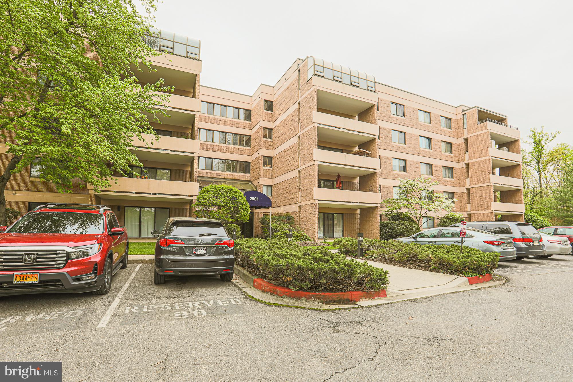 2901 Fallstaff Road, Unit 302 Baltimore, MD 21209 - Photo 4 of 35 Front