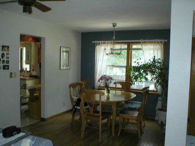 1804 North Ridge Drive Freeport, IL 61032 - Photo 5 of 9 Gallery Image 5
