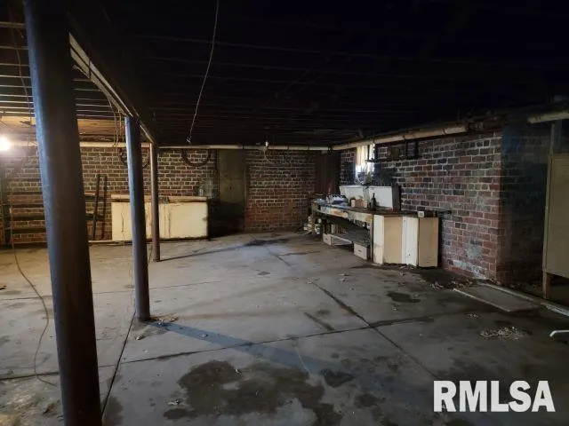 $60,000 | 101 South 6th Street, Murphysboro, IL 62966