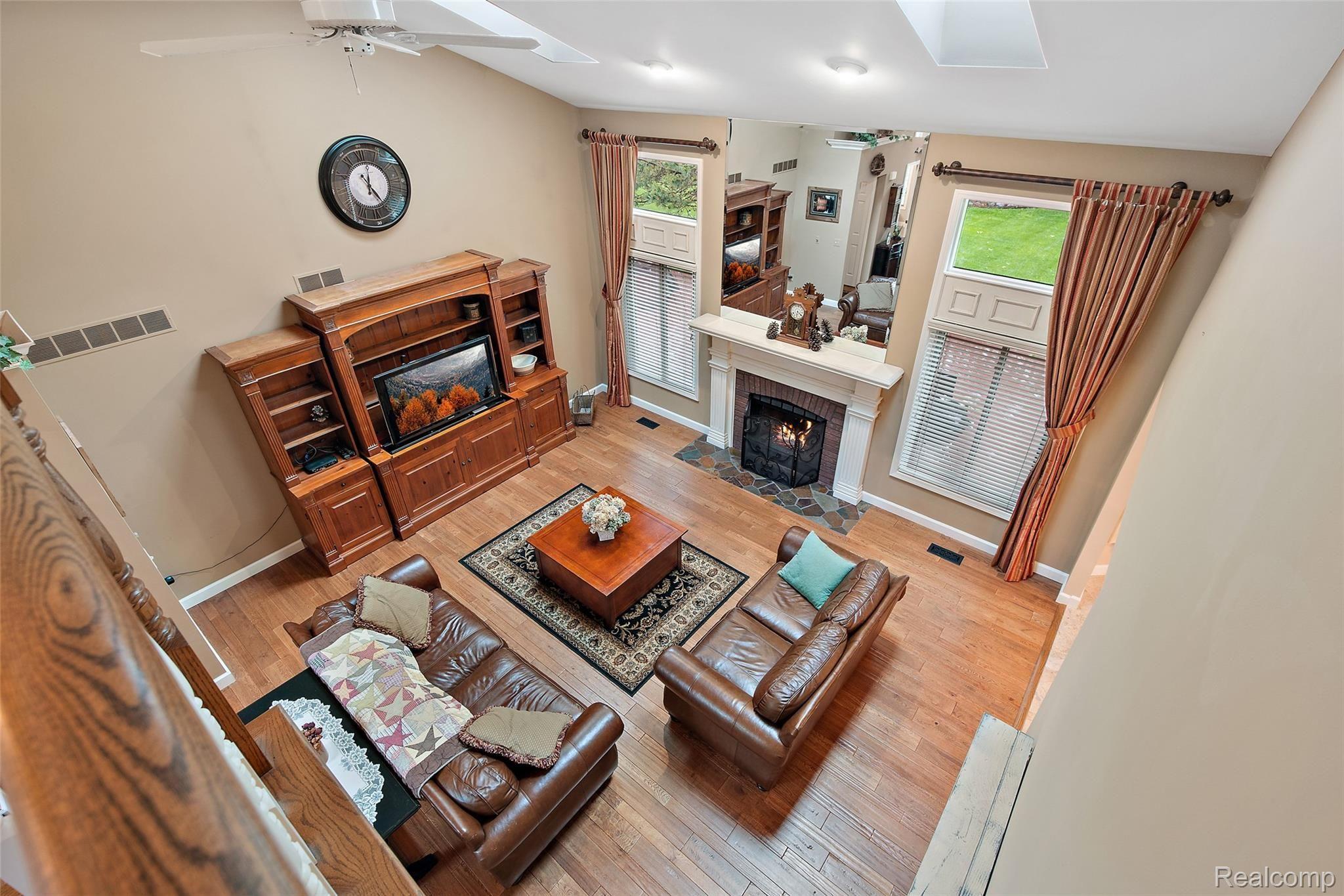 49869 Riverside Drive Macomb, MI 48044 - Photo 26 of 58 49869 Riverside Dr-25.jpg