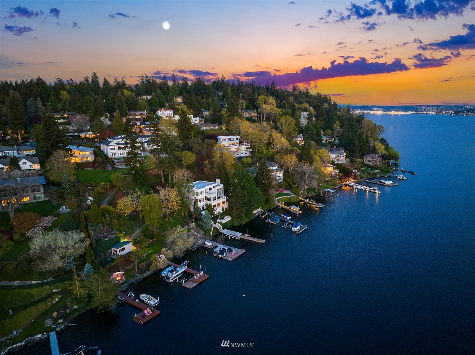 7255 West Ridge Road Mercer Island, WA 98040 - Photo 37 of 40 a view of a city