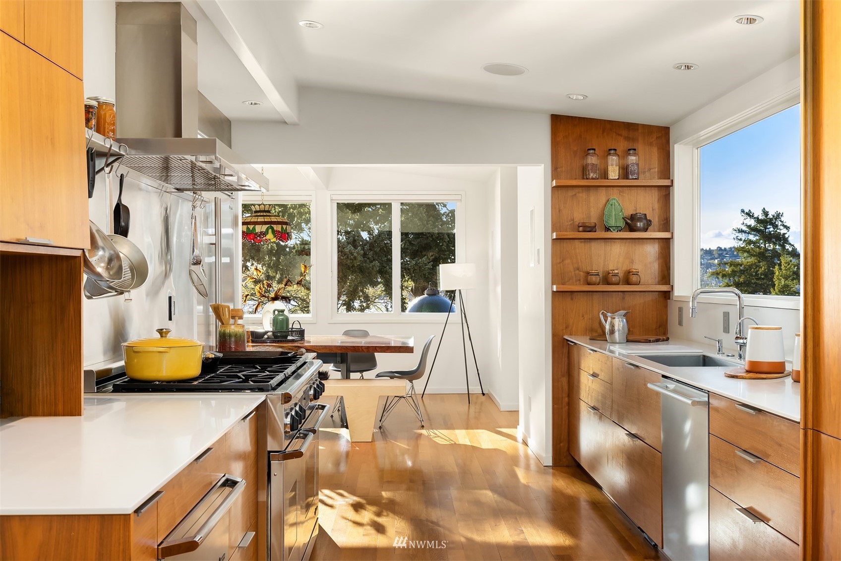 7255 West Ridge Road Mercer Island, WA 98040 - Photo 8 of 40 a view of a living room and dining room