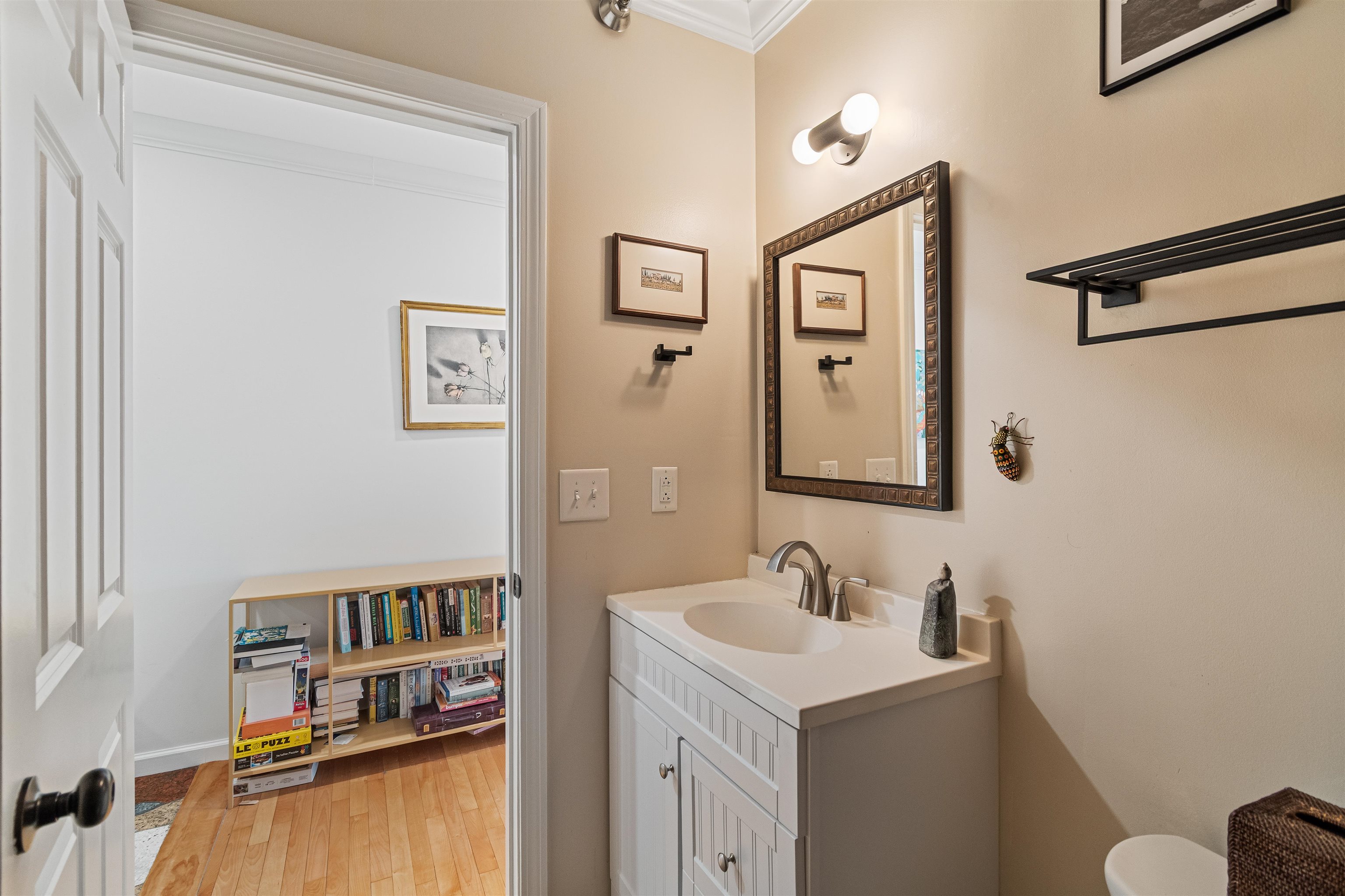 33 North Avenue, Unit 12 Burlington, VT 05401 - Photo 30 of 55