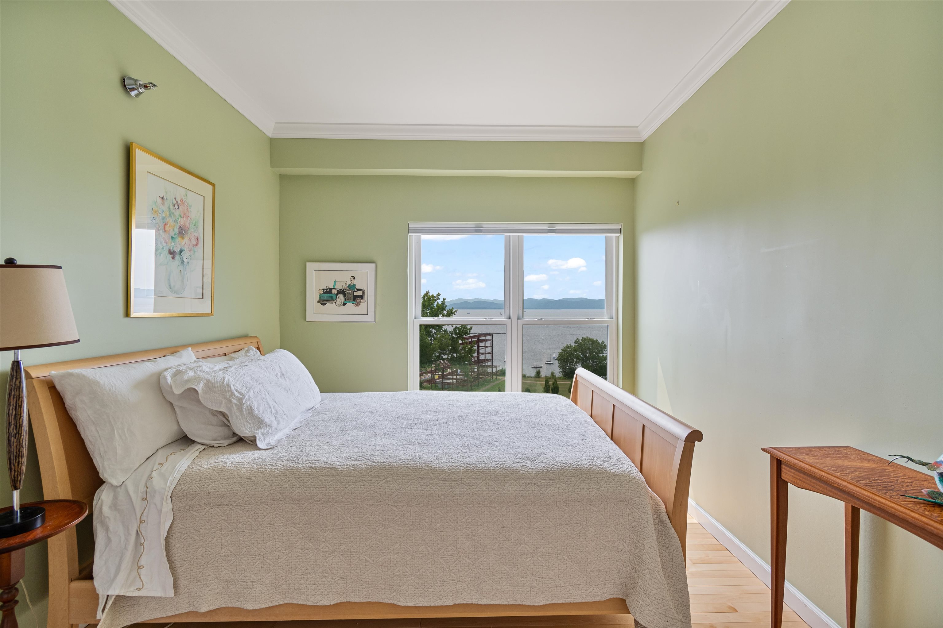 33 North Avenue, Unit 12 Burlington, VT 05401 - Photo 32 of 55