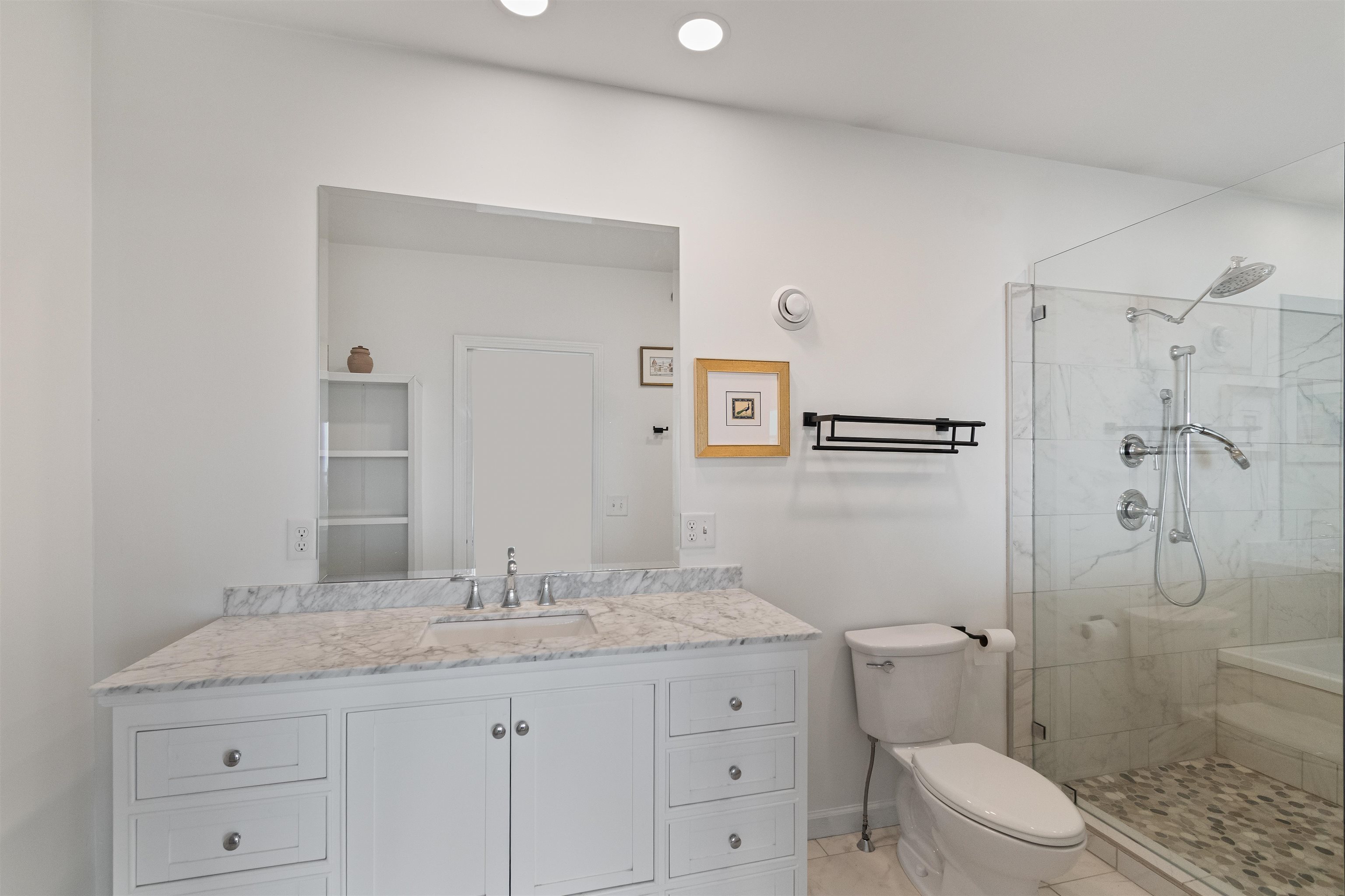 33 North Avenue, Unit 12 Burlington, VT 05401 - Photo 41 of 55