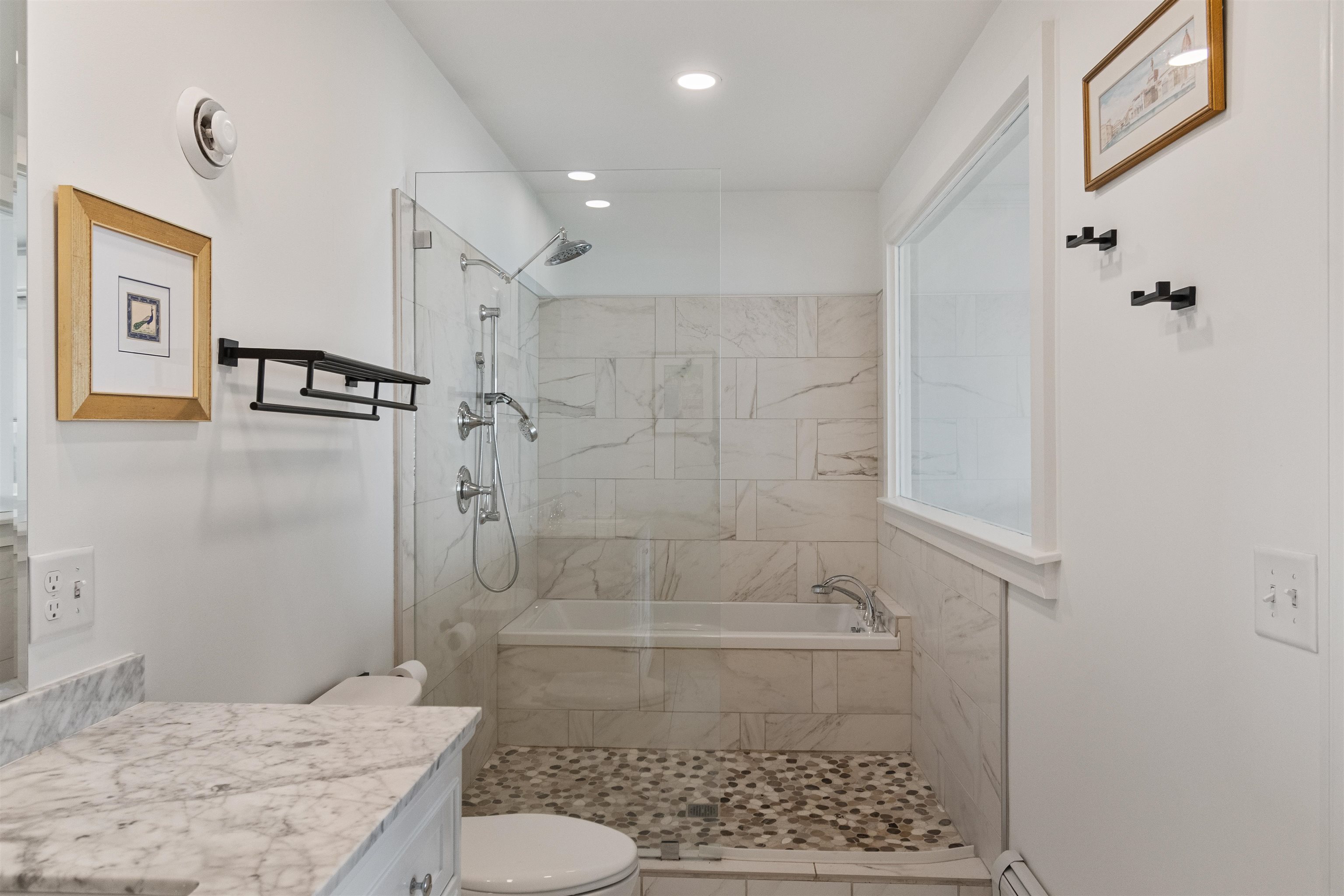 33 North Avenue, Unit 12 Burlington, VT 05401 - Photo 43 of 55