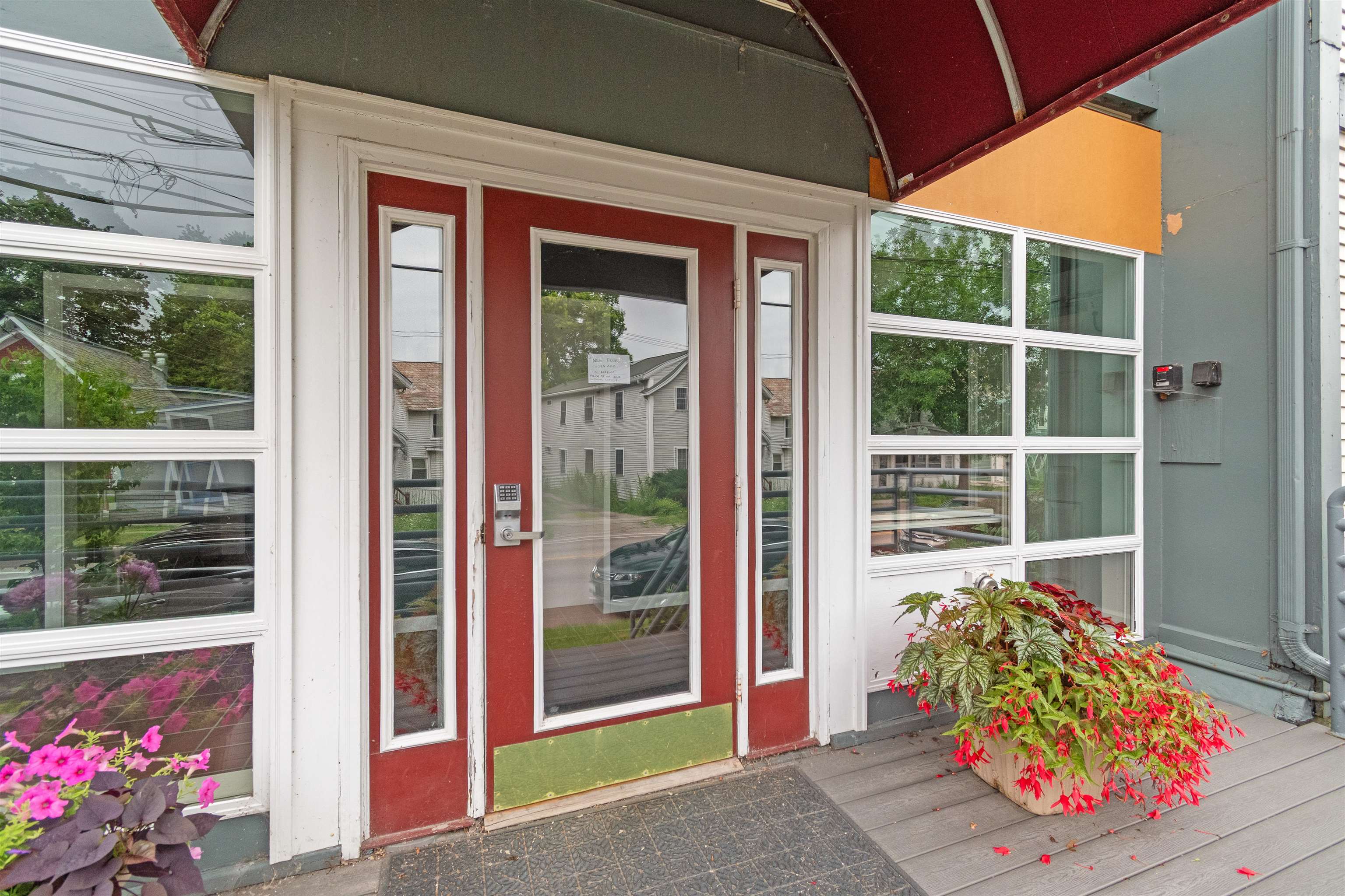 33 North Avenue, Unit 12 Burlington, VT 05401 - Photo 51 of 55