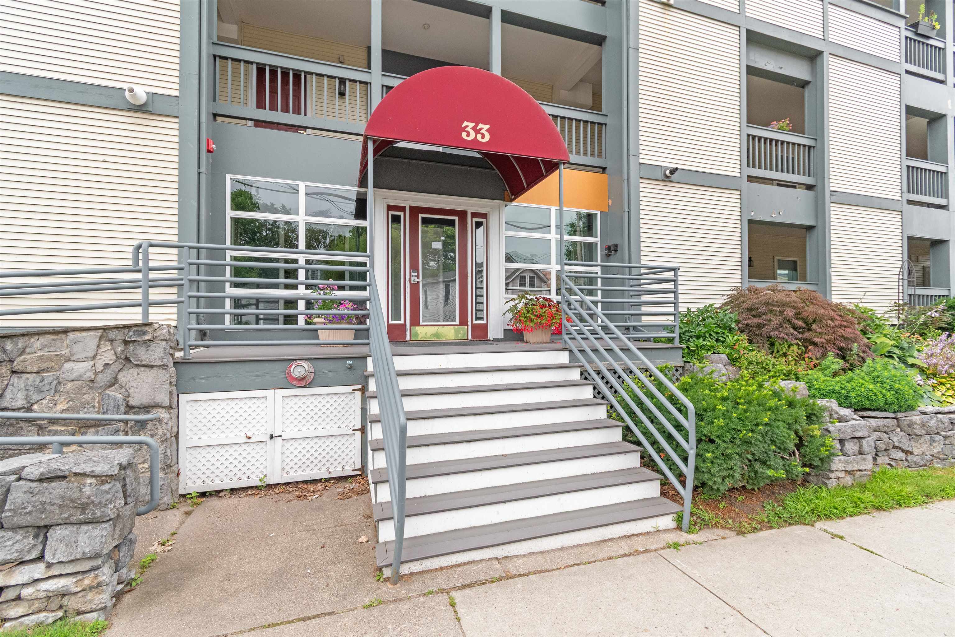 33 North Avenue, Unit 12 Burlington, VT 05401 - Photo 52 of 55