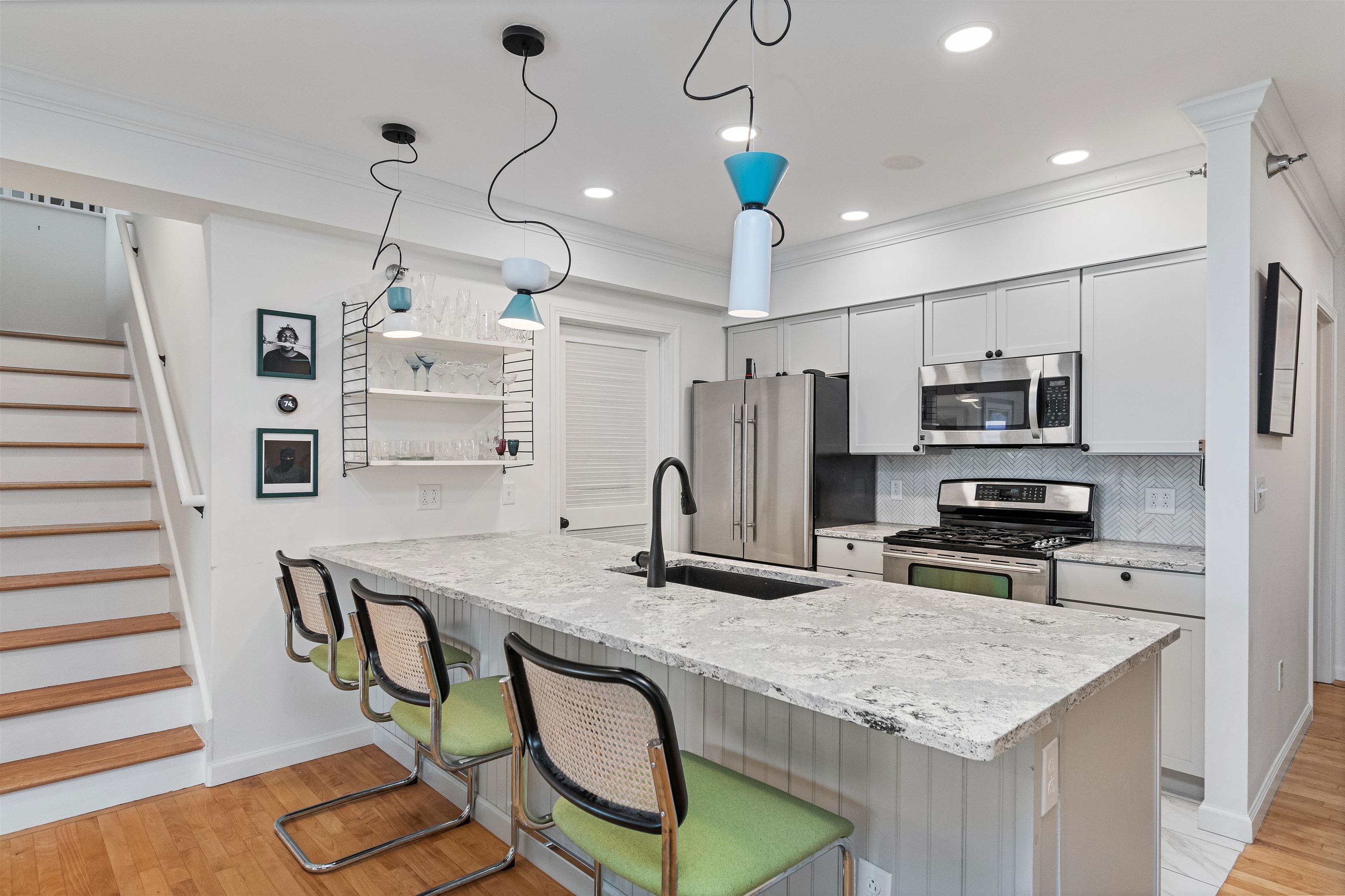 33 North Avenue, Unit 12 Burlington, VT 05401 - Photo 6 of 55