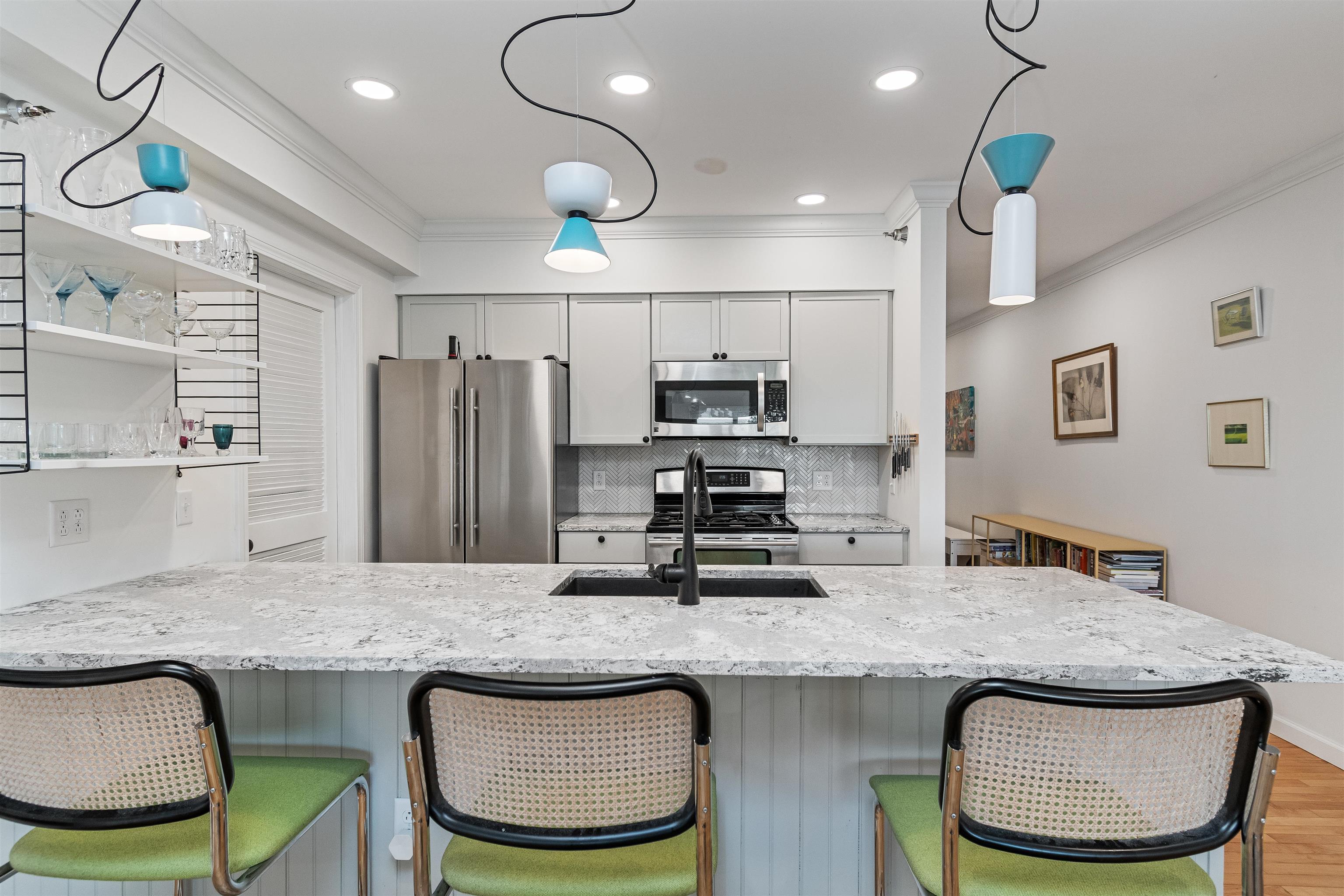 33 North Avenue, Unit 12 Burlington, VT 05401 - Photo 8 of 55