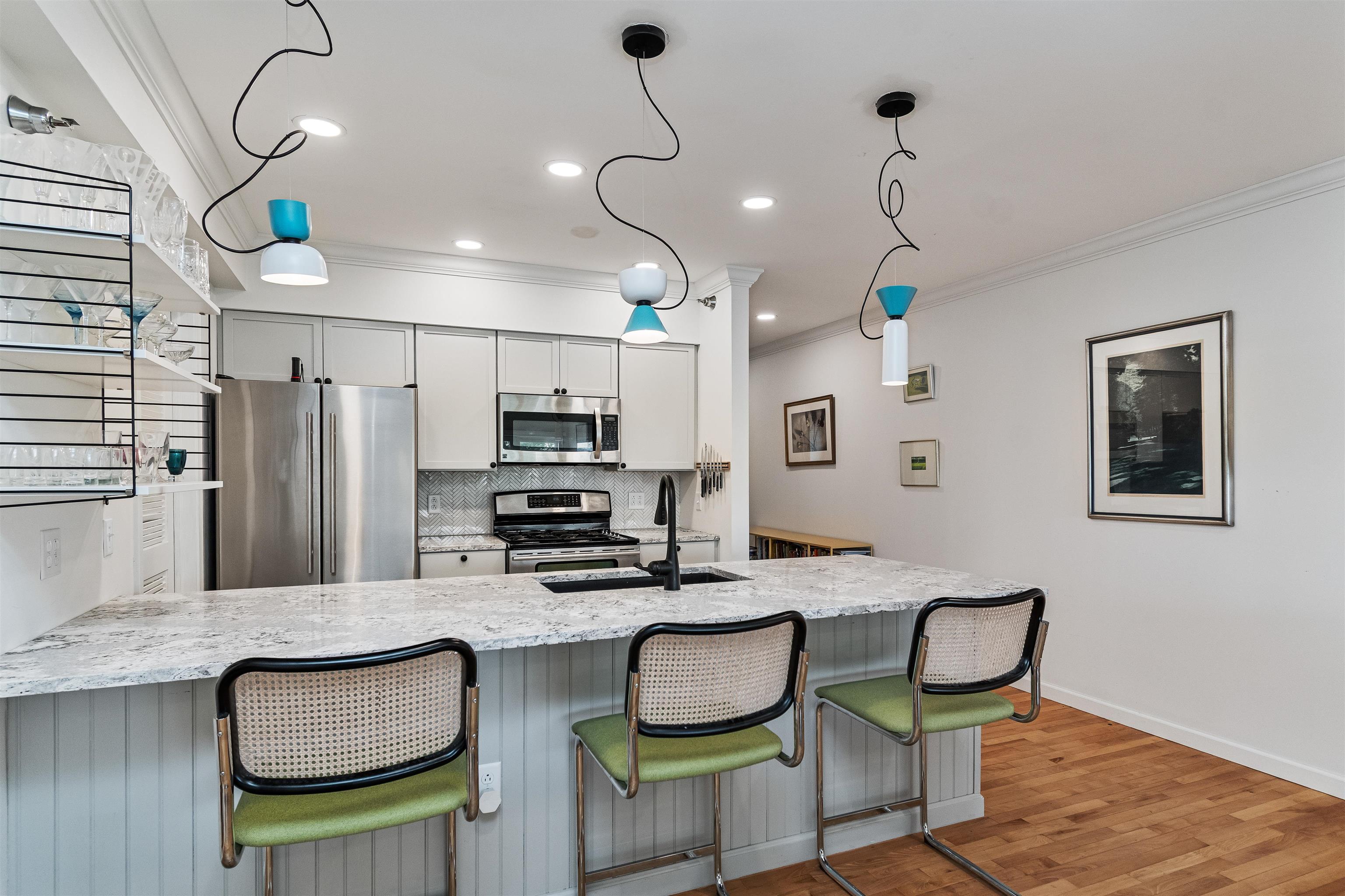 33 North Avenue, Unit 12 Burlington, VT 05401 - Photo 9 of 55