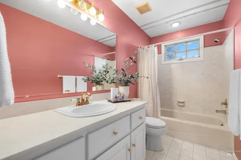 $995,000 | 4225 North Cole Lane, Boise, ID 83704