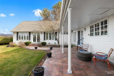 $995,000 | 4225 North Cole Lane, Boise, ID 83704