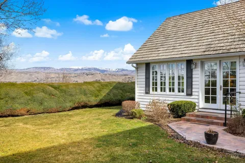 $995,000 | 4225 North Cole Lane, Boise, ID 83704