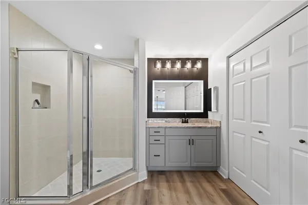 $2,400 | 2745 First Street, Unit 113, Fort Myers, FL 33916