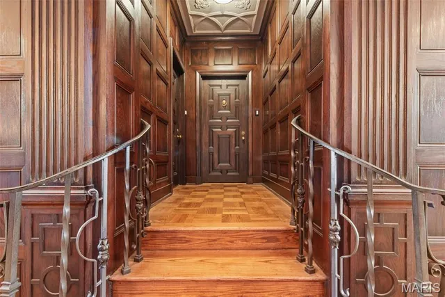 $365,000 | 625 South Skinker Boulevard, Unit 103, St. Louis, MO 63105