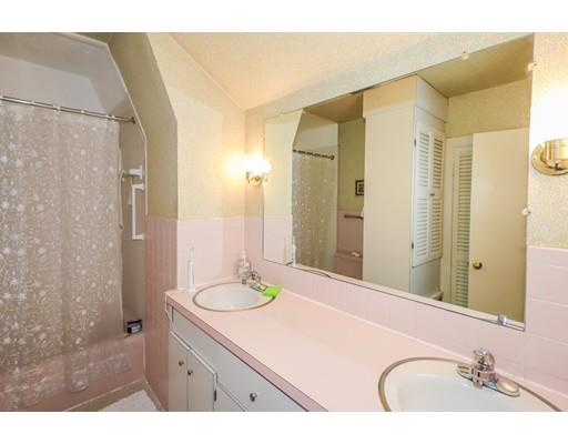 6 Bubier Road Marblehead, MA 01945 - Photo 16 of 21 Gallery Image 16