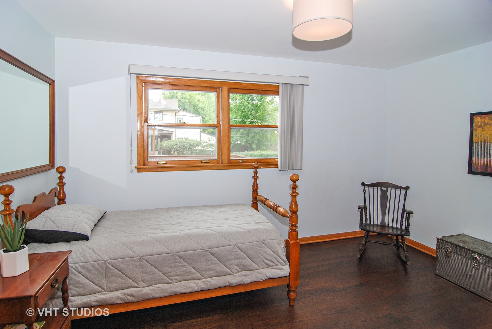 141 Barrypoint Road Riverside, IL 60546 - Photo 8 of 19 a bedroom with a bed and a window