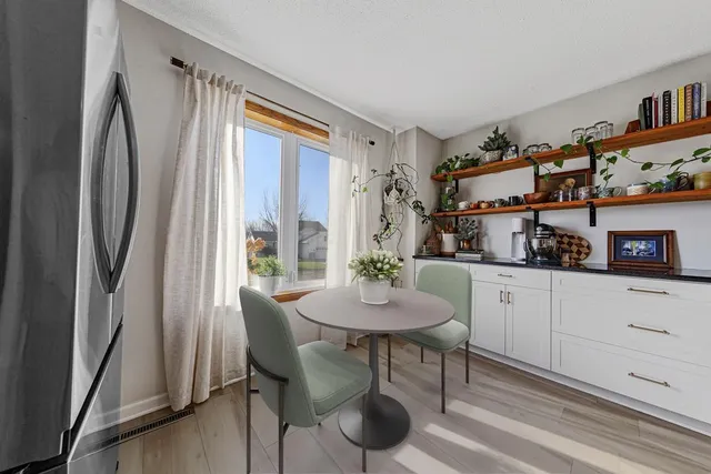 $429,900 | 405 Thomas Drive, Eagle Lake, MN 56024