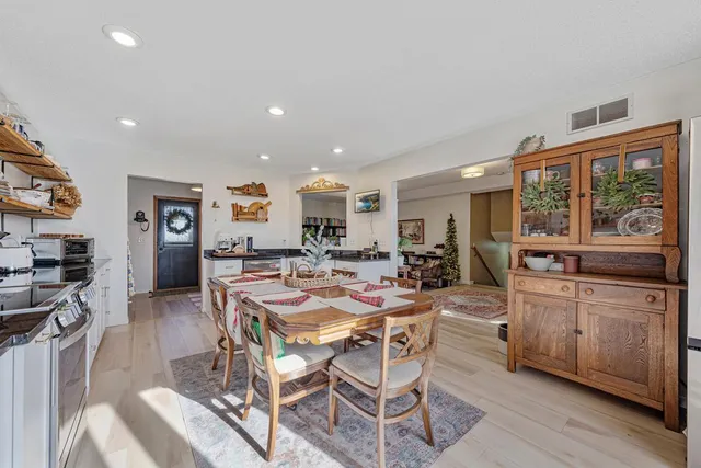 $429,900 | 405 Thomas Drive, Eagle Lake, MN 56024