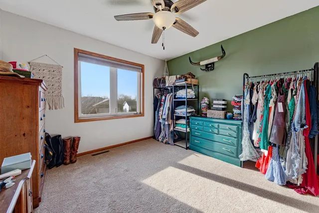 $429,900 | 405 Thomas Drive, Eagle Lake, MN 56024