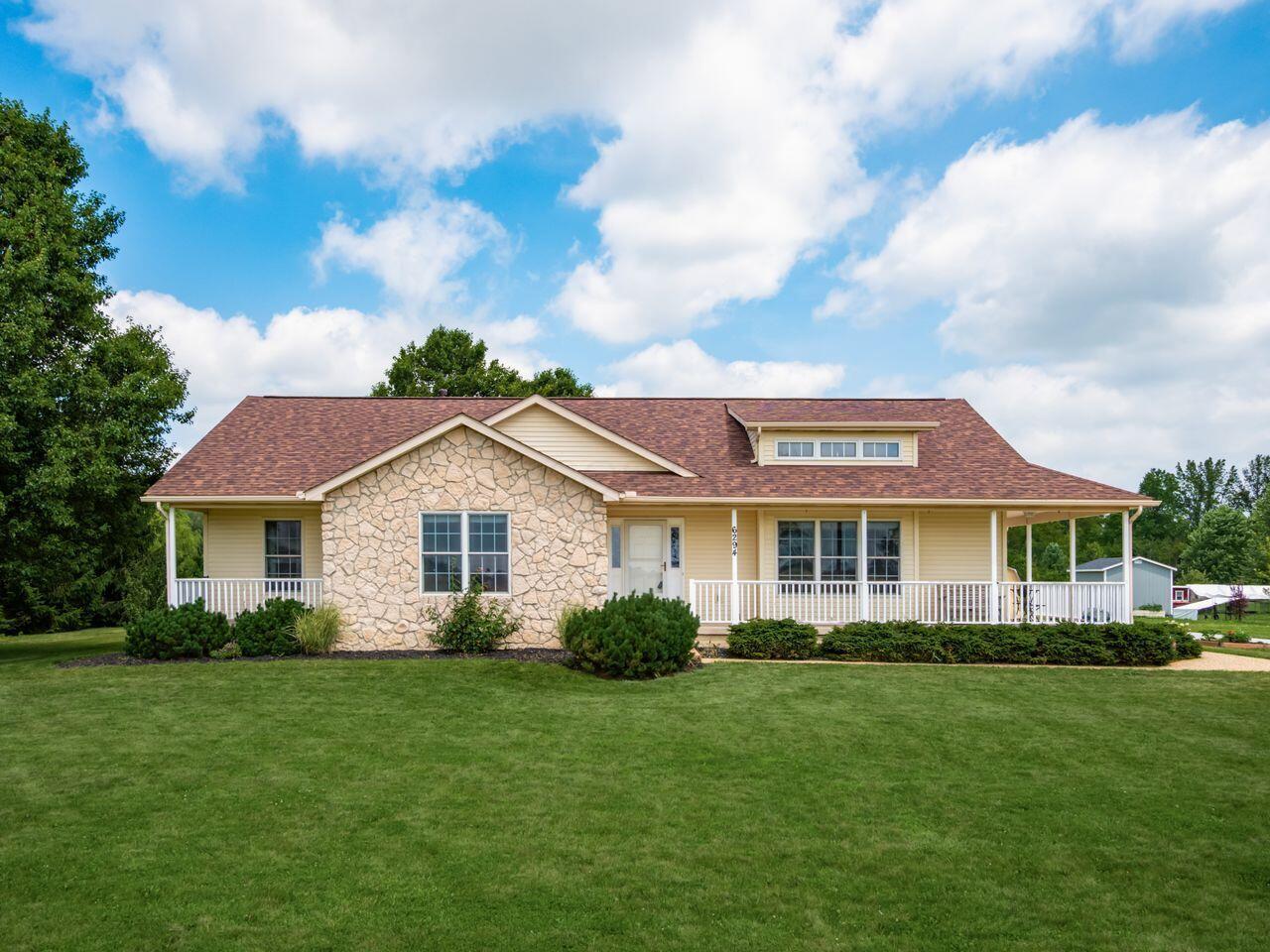 6294 Mink Street Road Ostrander, OH 43061 - Photo 2 of 38 C_-_6294_Mink_076