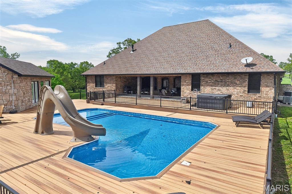 23900 Emerson Road Lebanon, MO 65536 - Photo 8 of 93 Gallery Image 8