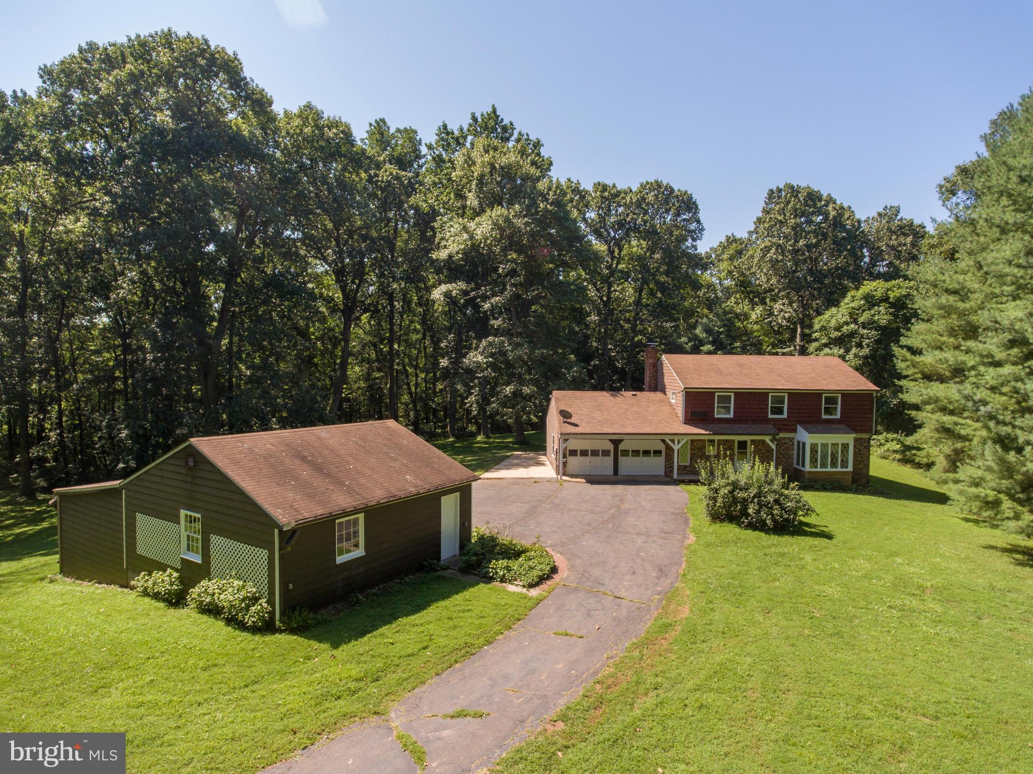 40263 Braddock Road Aldie, VA 20105 - Photo 1 of 24 Exterior (Front)
