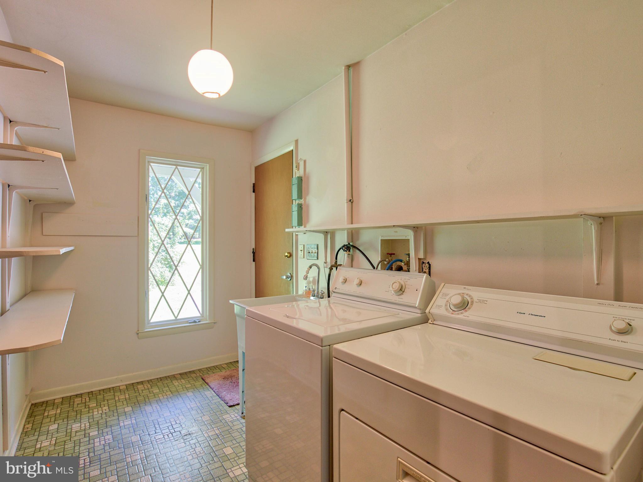 40263 Braddock Road Aldie, VA 20105 - Photo 17 of 24 Interior (General)