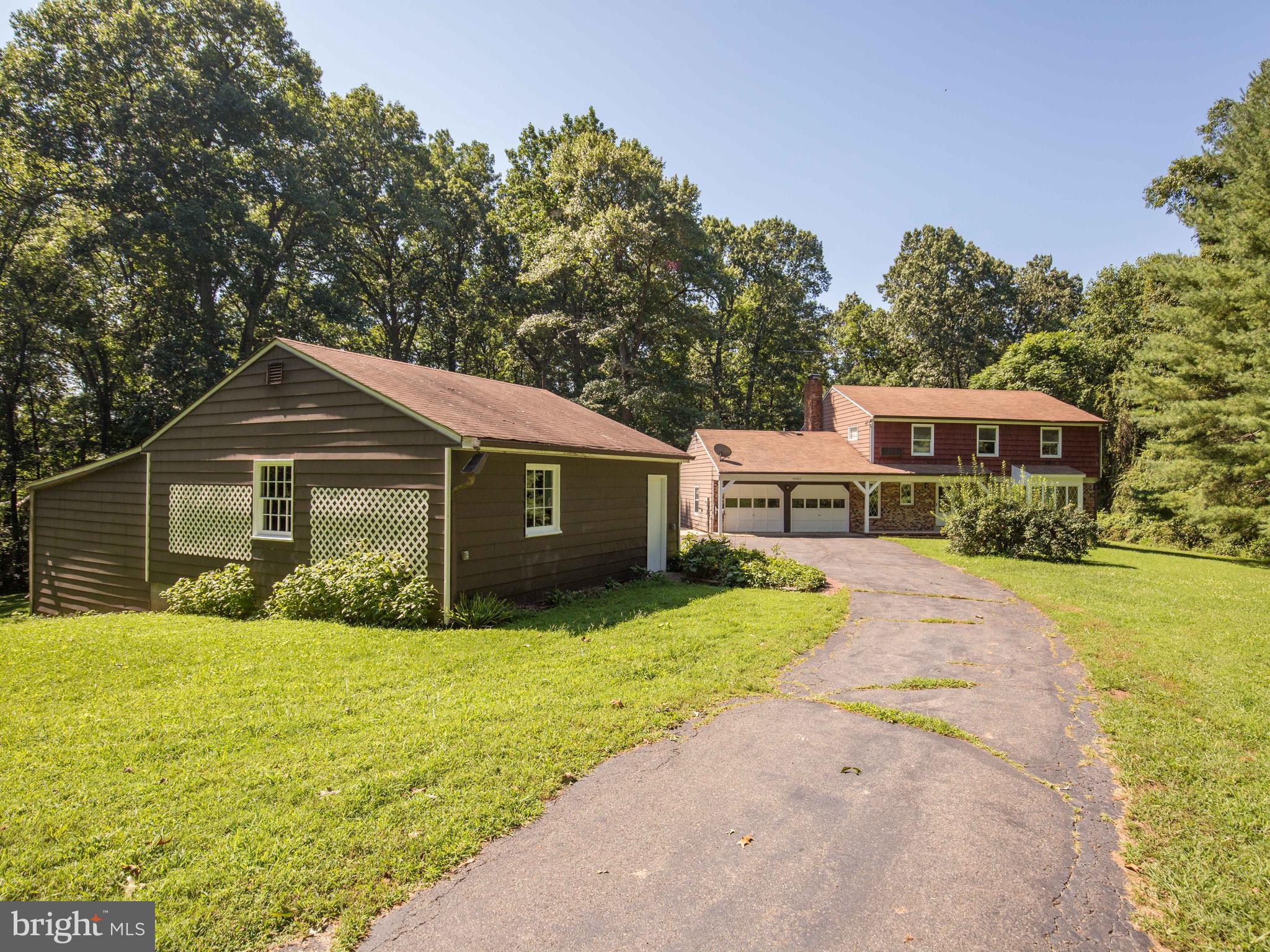 40263 Braddock Road Aldie, VA 20105 - Photo 10 of 24 Exterior (Front)