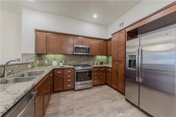 $5,000 | 28220 Highridge Road, Unit 104, Rancho Palos Verdes, CA 90275