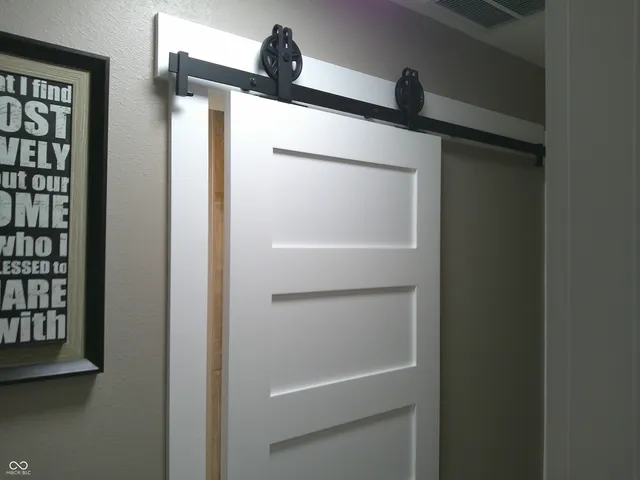 $330,000 | 1119 East Cragmont Drive, Indianapolis, IN 46227