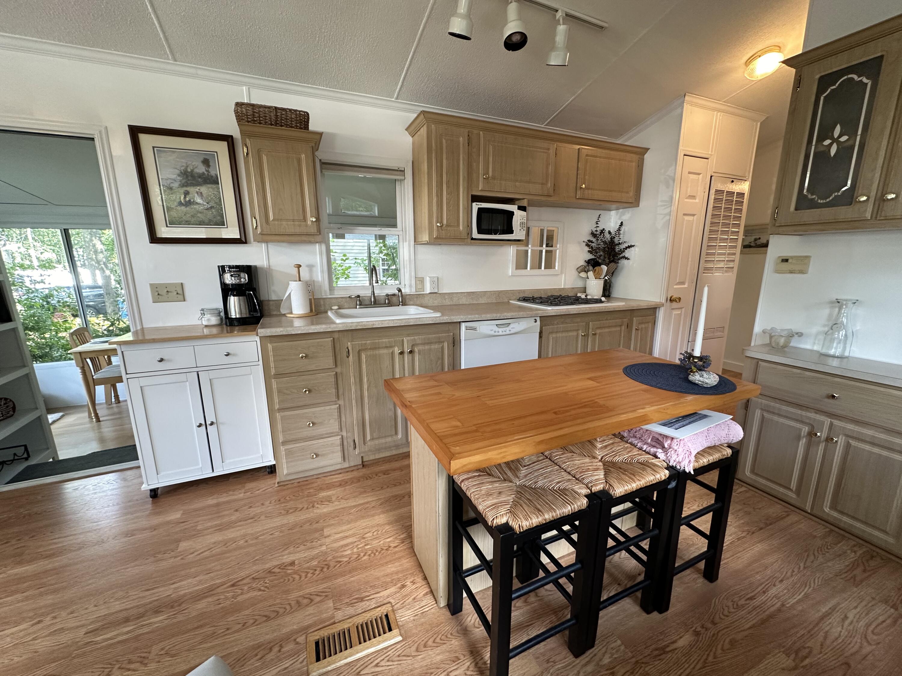 150 Chapel Road, Unit 27 Wells, ME 04090 - Photo 15 of 44 IMG_6732