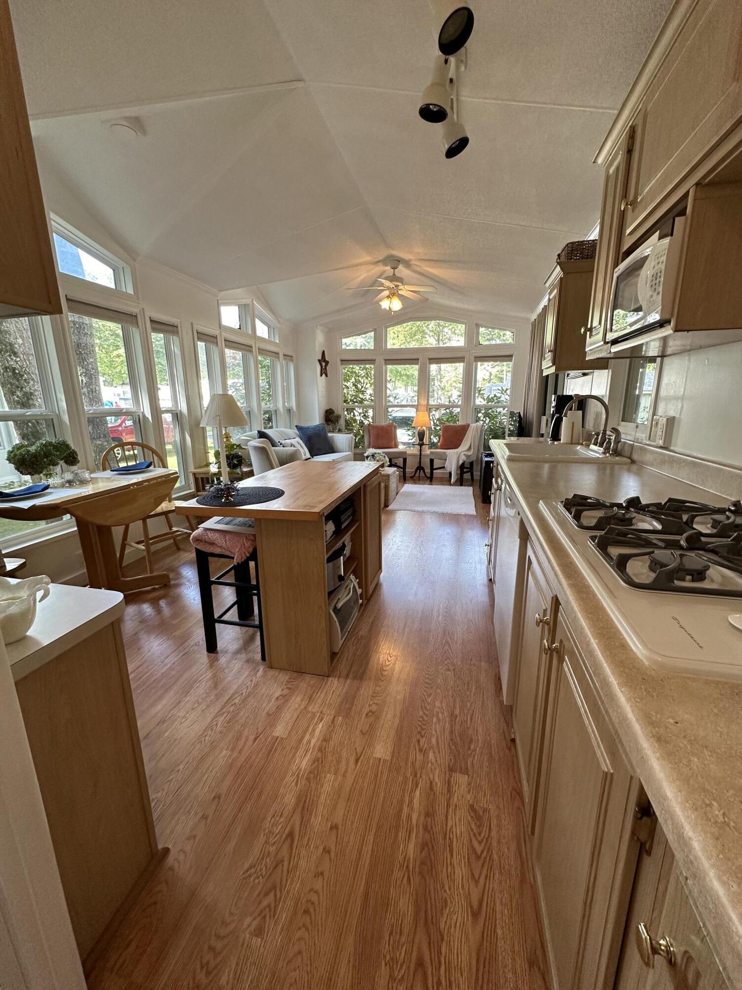 150 Chapel Road, Unit 27 Wells, ME 04090 - Photo 6 of 44 IMG_6726