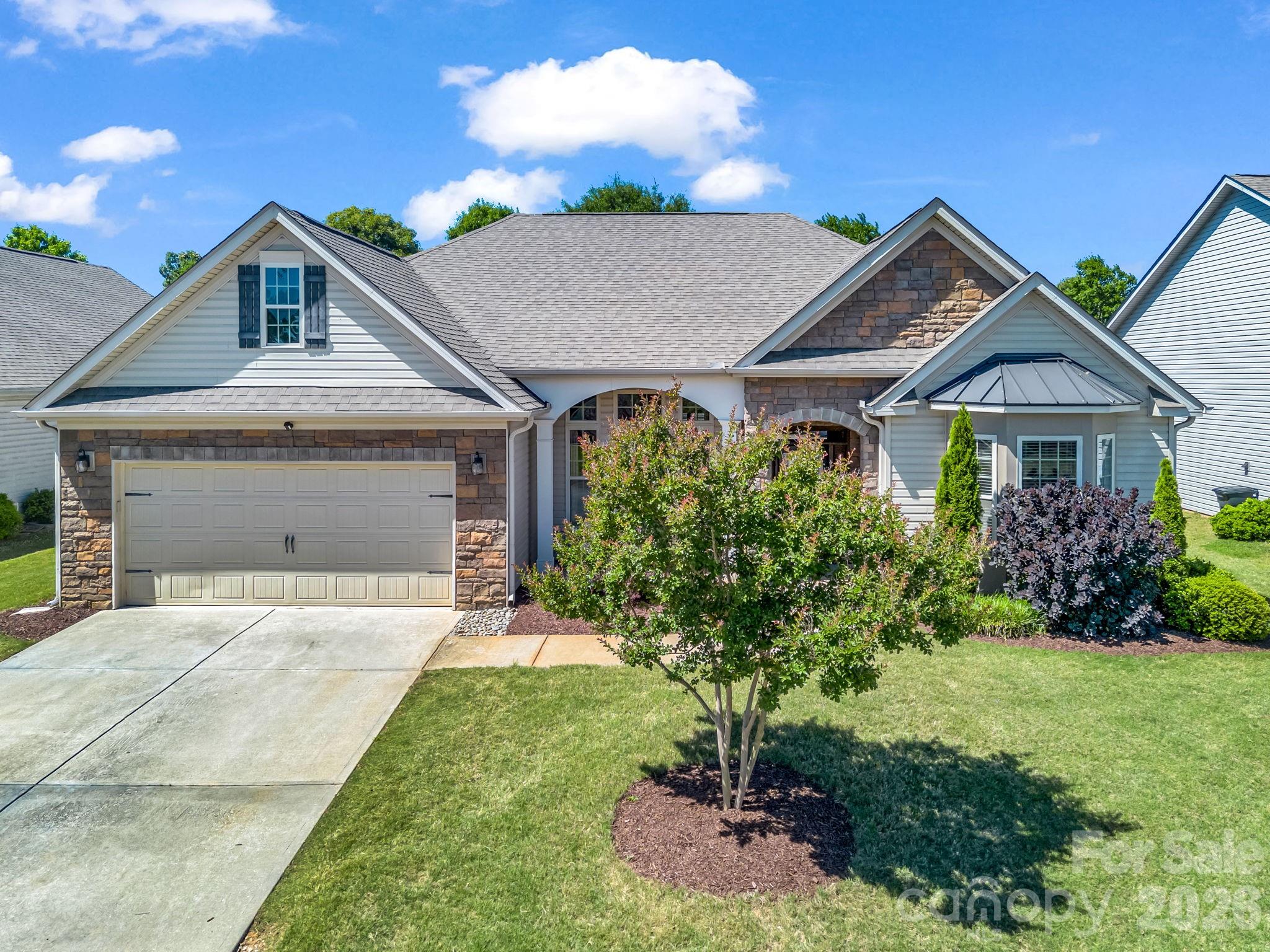 672 Ridgeville Crossing Drive Inman, SC 29349 - Photo 2 of 48