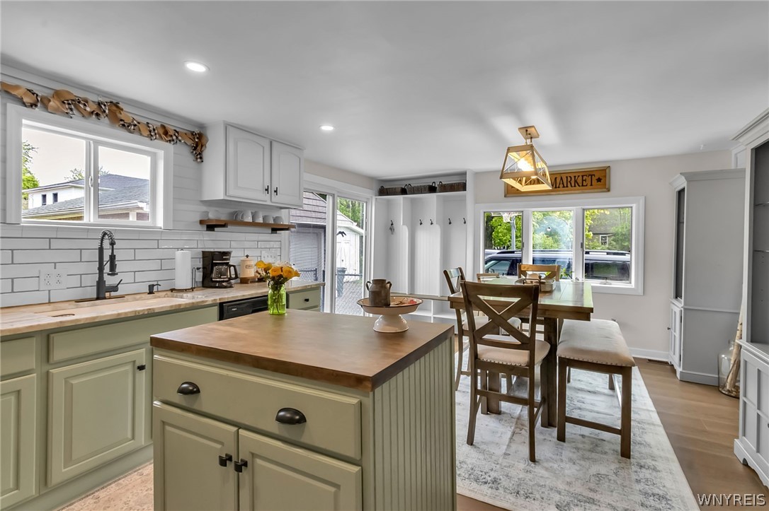 21 Middlesex Road Orchard Park, NY 14127 - Photo 14 of 50