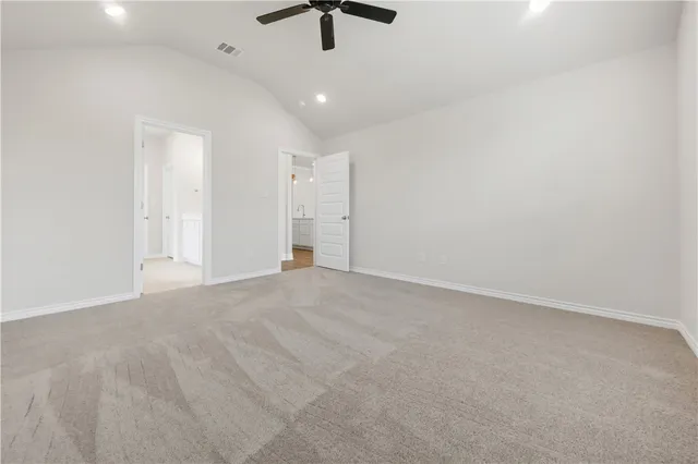 $416,900 | 2910 Captain Court, Bryan, TX 77808