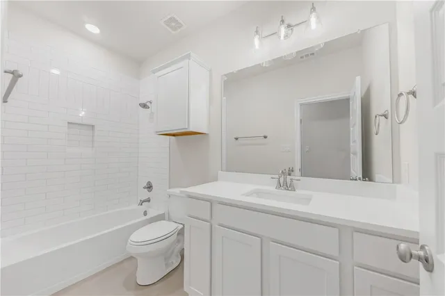 $416,900 | 2910 Captain Court, Bryan, TX 77808