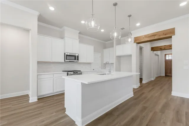 $416,900 | 2910 Captain Court, Bryan, TX 77808